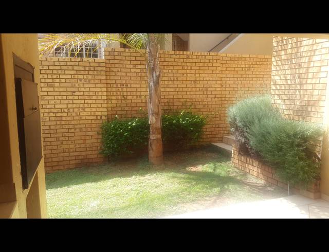 2 BEDROOM TOWNHOUSE SOLD IN THE WILDS